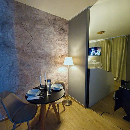 Alma Suites - Il Nido D'Amore Ліворно Екстер'єр фото